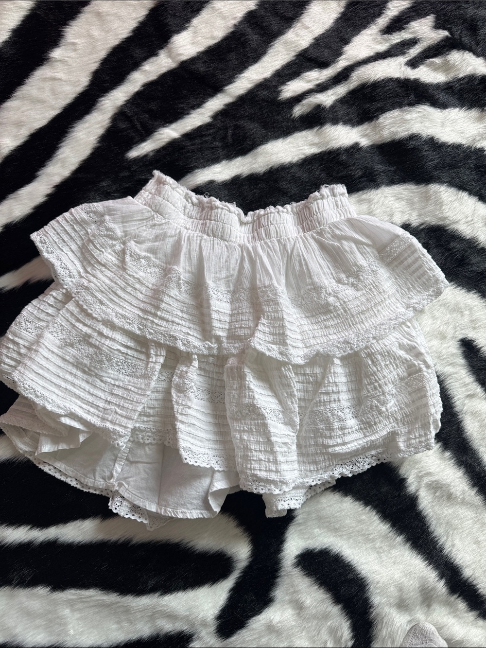 aerie White Tiered Ruffle Skort